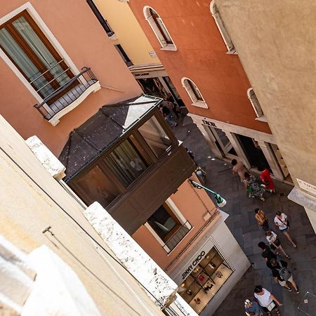 Venezia-San Marco View On Luxury Shopping Street Apartamento Exterior foto